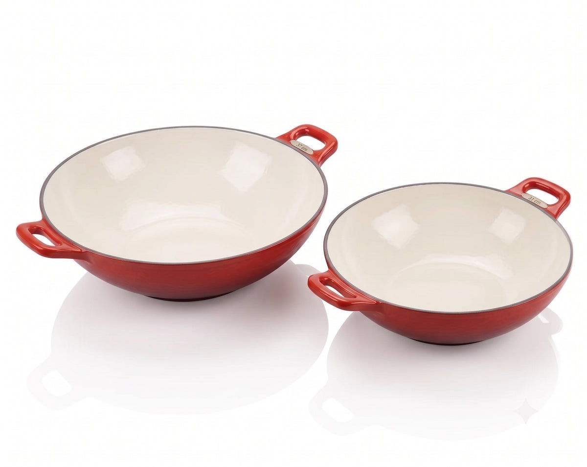 Set Premium două Wok-uri din Fontă Emailată, 31 cm și 37 cm, Roșu Exterior / Alb Interior